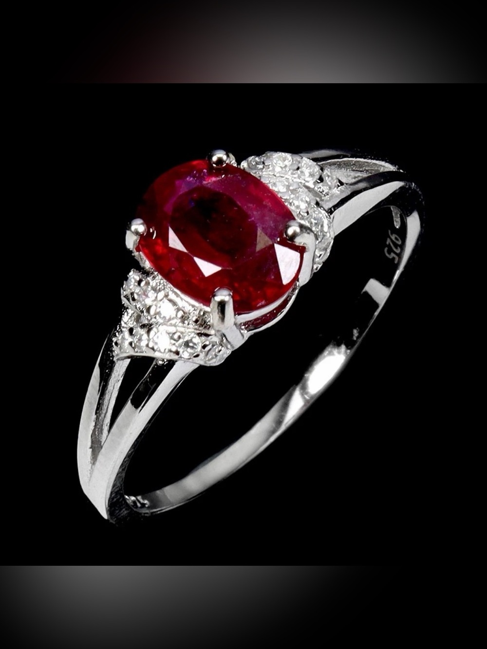 Stunning Natural Madagascar Red Ruby 1.5CT 925 Sterling Silver Ring Sz 8